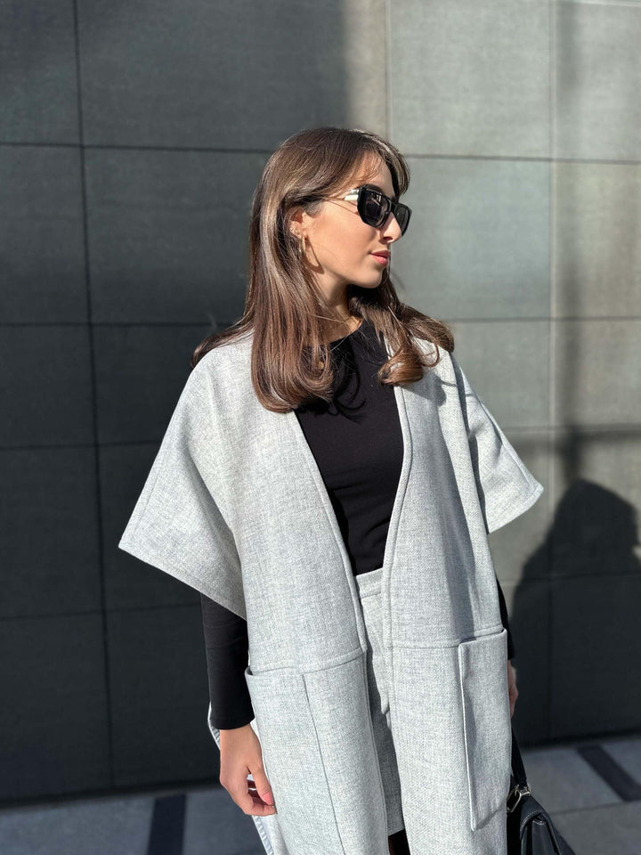 Cape wool coat with leather belt "Anaïs" - Auréline Atelier